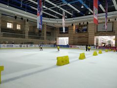 -冠军冰场(环球中心店)