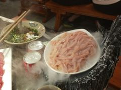 -渝大狮毛肚老火锅(遂宁万达店)