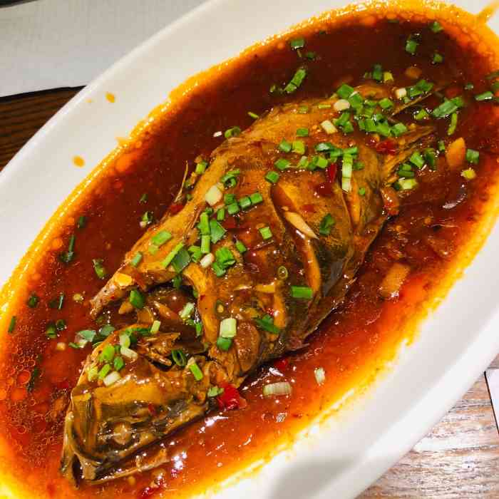 华山徽宴披云徽府菜-"年假安徽旅行入住的这家酒店,进门看到很多.