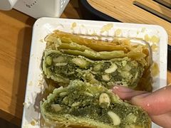 苔菜月饼-真老大房(南京东路店)