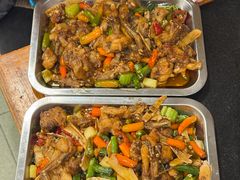 -鸿顺老铁锅美蛙鱼府(解放碑店)