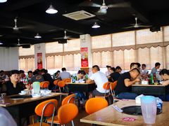 大堂-皖北巫氏三胖地锅鸡(长淮总店)
