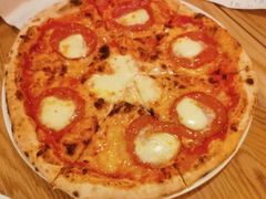 -城市大道红炉披萨烘焙坊