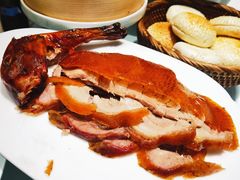 卦炉烤鸭-四世同堂·京菜·烤鸭(双井店)