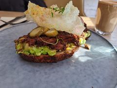 慢煮牛肉温泉蛋吐司-O'mills Sourdough Bakery&Bistro(永嘉路店)