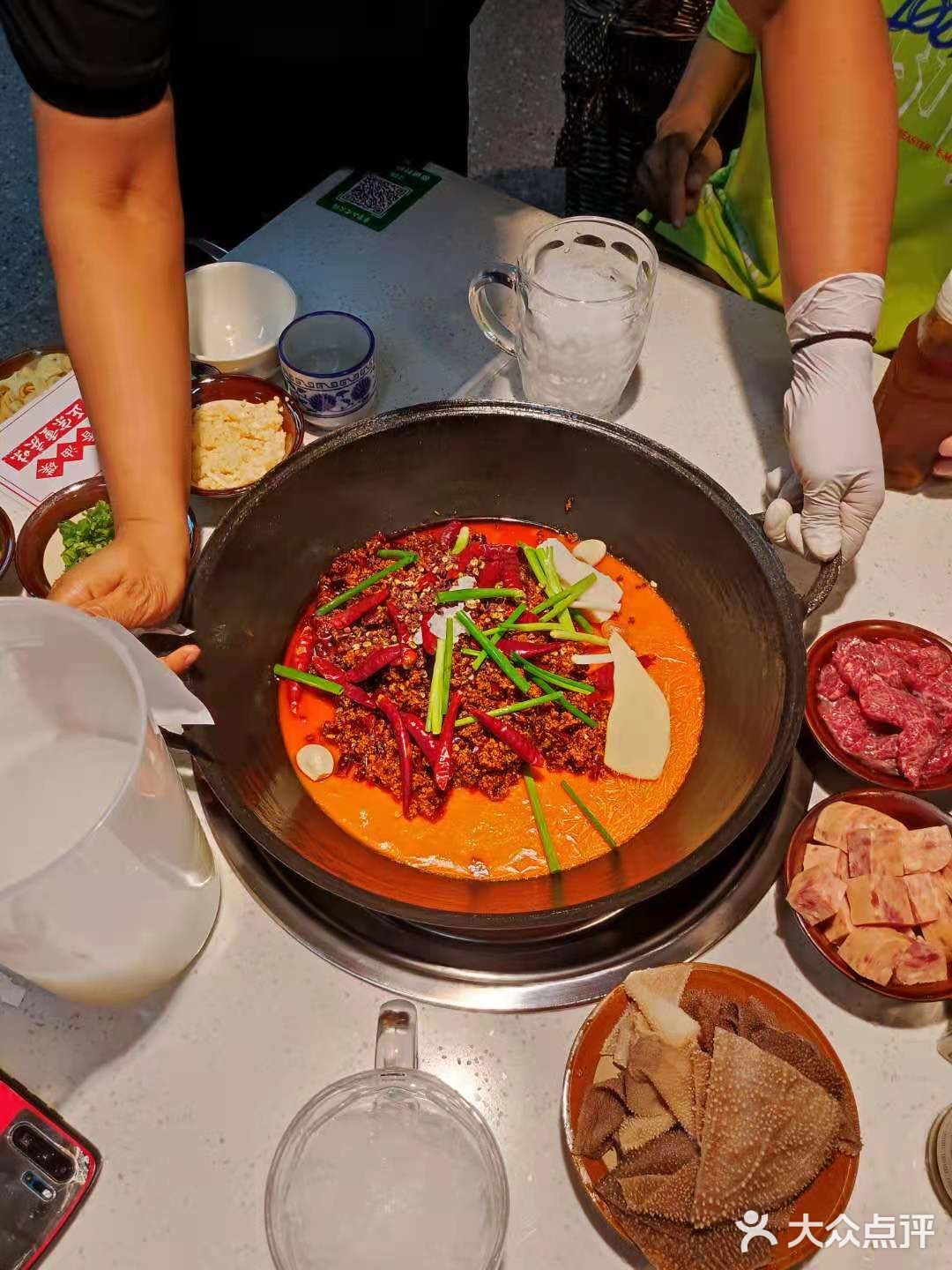 良心重庆火锅，悄无声息天津首店！给我🔥