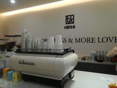 -HUGS coffee(东区店)