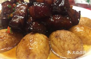 Braised Pork with Tiger Skin Eggs