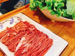 -毛辣果·贵州红酸汤牛肉火锅(西单店)