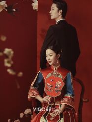 -雪中彩影婚纱摄影·微光艺术中心