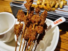 鲜嫩牛小串-管氏翅吧(人民大学店)