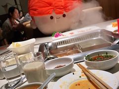 -海底捞火锅鲜切牛肉主题店(长寿路店)