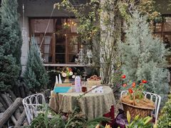 -Jo's Garden