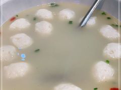 -魏铭鱼头捞饭(晋阳路店)