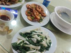 -源海渔村·现捞海鲜(大角湾店)