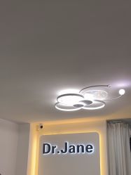 -Dr·Jane皮肤管理中心