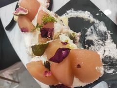-小苍兰风铃草·礼物蛋糕(沈阳店)