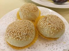 蟹壳黄-王宝和酒家(黄浦店)