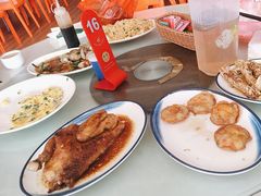 -红月湾海鲜饭店•沙滩海景(双月湾店)