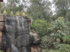 -江门古兜温泉小镇