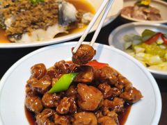 -上名堂·鱼头好吃(体育场路店)