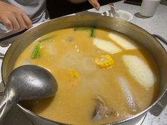 -肥仔文澳门猪骨煲(南京西路店)