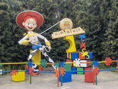 -上海迪士尼度假区