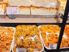 -昆明冠生园·蛋糕·面包(南强街店)