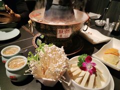 -额尔敦传统涮(公园西路店)