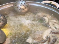-牛一煲美食(江高店)