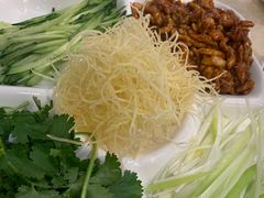 -关东风老北方菜馆(桂芳园店)