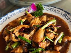 -巩本明鱼屋子