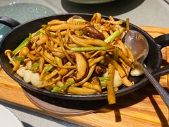 铁板鹅肝酱野山菌-东南里湖景餐厅·新闽菜(浦西万达店)