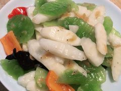 -宽鲜锅贴家常菜(永旺东部购物中心香港中路店)