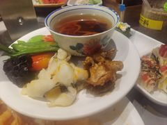 -山焱·炭火自助烤肉(周浦万达店)