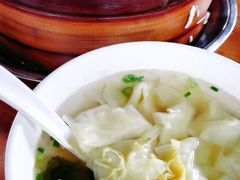 蟹粉小笼包-忆秦园小笼包(惠山古镇总店)