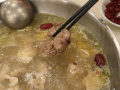 -一席地·本地鸡窝·杭帮鸡火锅(萧山银隆百货店)