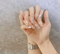-悦指间美甲美睫