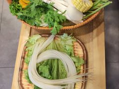 -椰子湾·海南火锅·糟粕醋·椰子鸡(正大广场店)