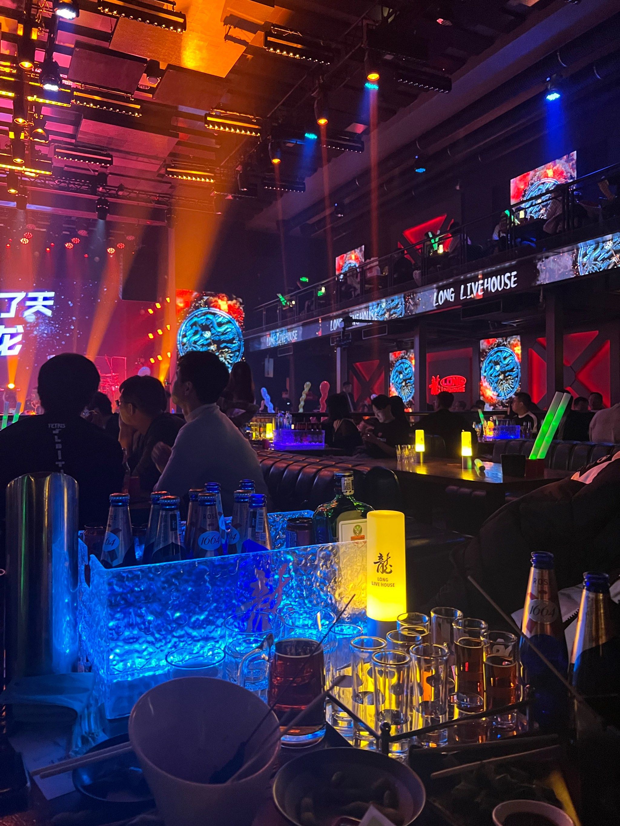 天津livehouse酒吧已经卷到这种地步啦