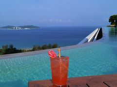-瑰丽酒店·海吧·天际下午茶·现场DJ·天台酒吧
