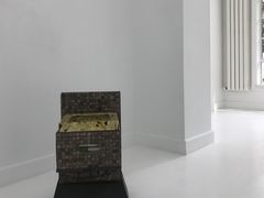 -胶囊画廊