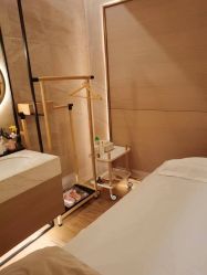-苑苑vbeauty科技美容SPA