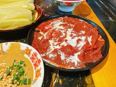 -憨孃孃·重庆老火锅(红山黑金店)