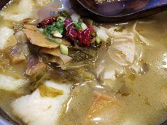 -周鱼小馆石锅酸菜鱼(活力汇店)