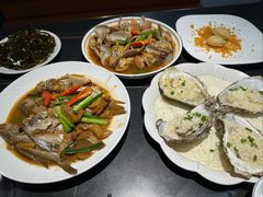 -鑫悦楼煎蟹·16年海鲜大排档