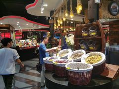 自助取餐区-四海一家自助餐(益田假日广场店)