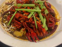 -沪小胖小龙虾(淮海中路旗舰店)