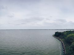 -上海滴水湖皇冠假日酒店