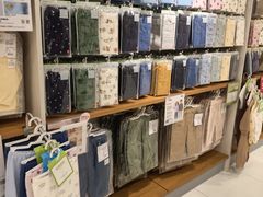 -优衣库(上海正大广场店)